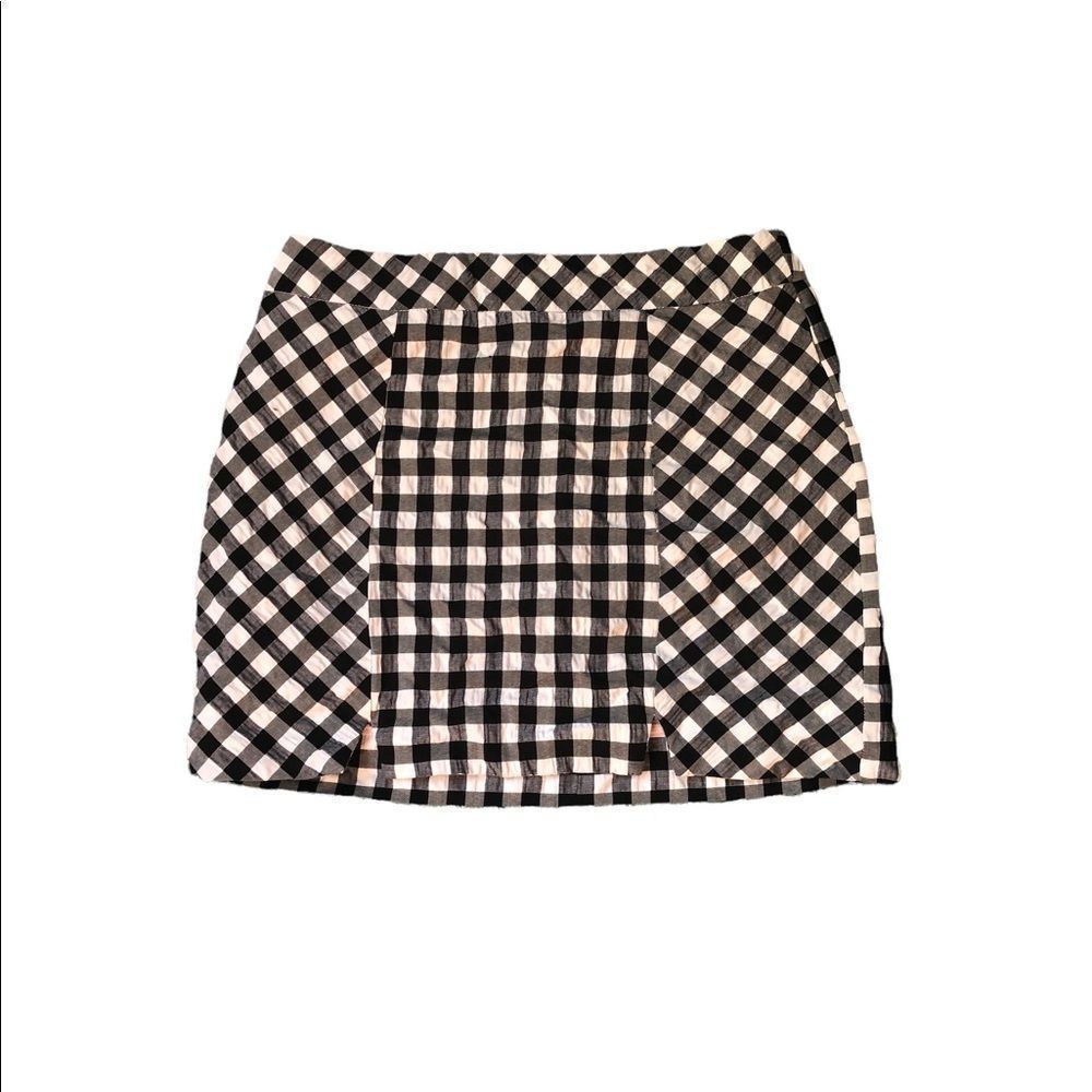 Black and white checkered skirt size 6